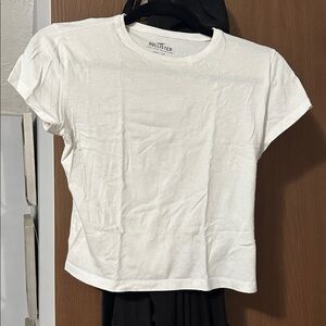 Hollister Off-White Casual Tee